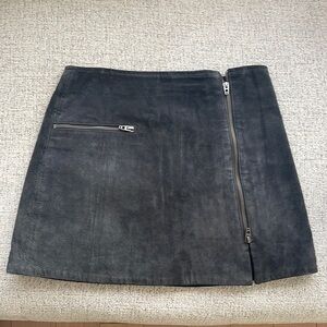 BLANK NYC Grey Suede Zipper Skirt
